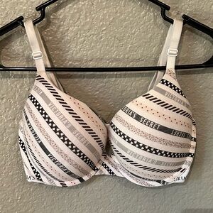 Victoria’s Secret t-shirt push-up full coverage bra